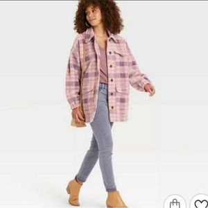 Universal Thread XL pink & purple plaid button up shacket fleece with pockets